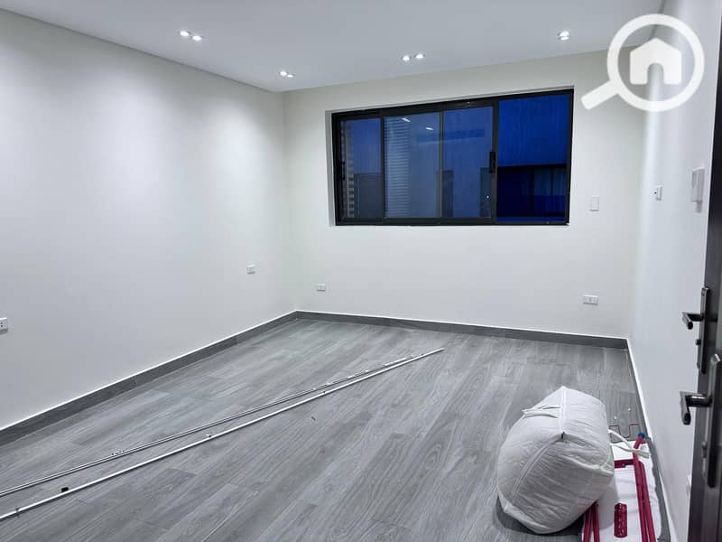 2 WhatsApp Image 2025-12-06 at 4.07. 17 PM (1). jpeg