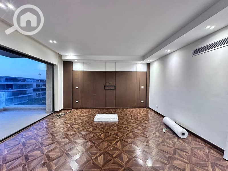 3 WhatsApp Image 2025-12-06 at 4.07. 14 PM. jpeg