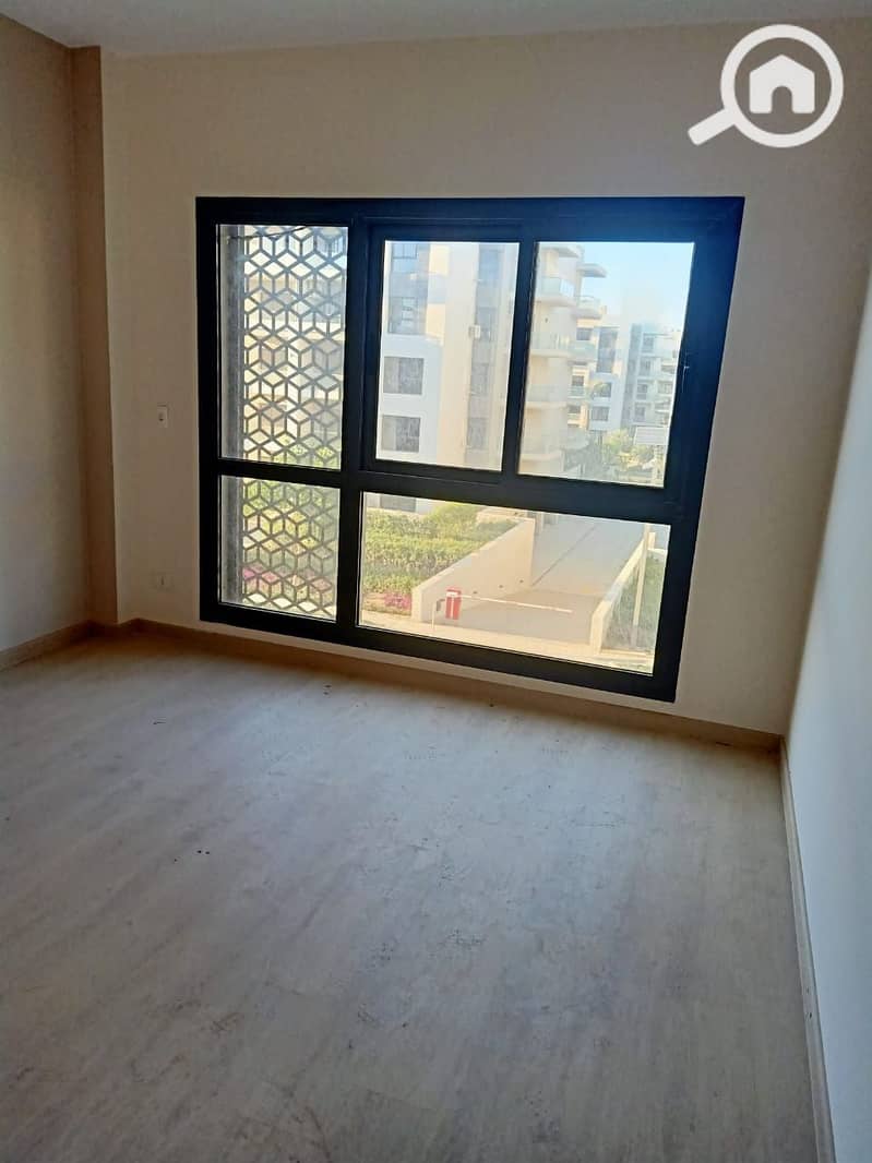 10 8ff1d30d-c392-4642-b9f9-4cbbdb6beb7f. jpeg