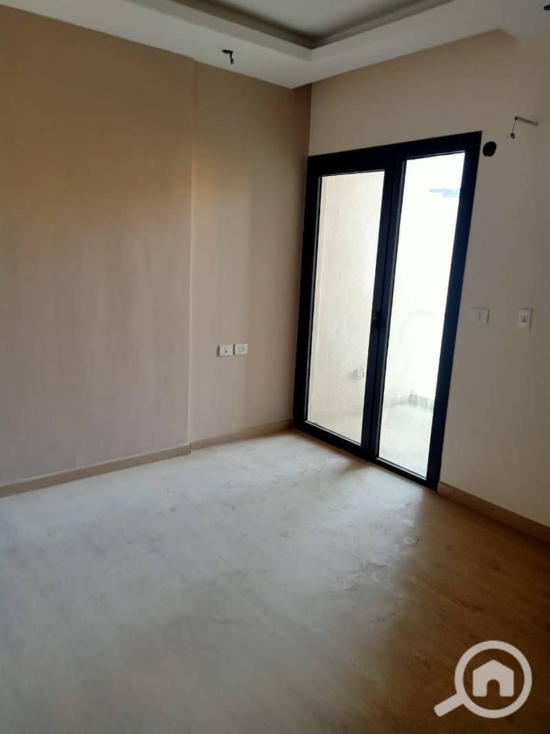 13 390d31e1-e63f-43e5-8d4a-bcef632daa3e. jpeg