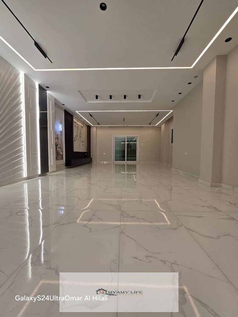 7 WhatsApp Image 2025-12-03 at 9.33. 48 PM. jpeg