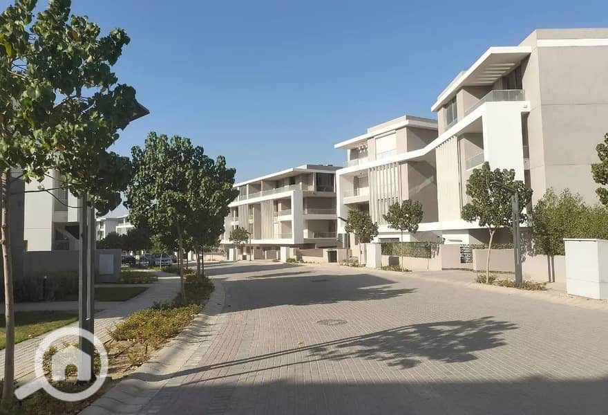 2 WhatsApp Image 2025-12-06 at 4.18. 55 PM (1). jpeg