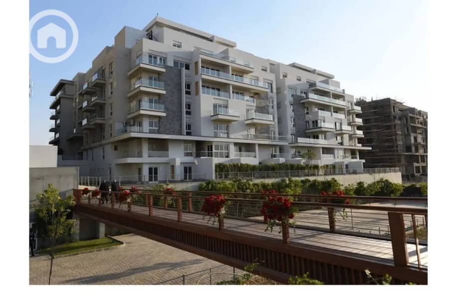 9 8141035-f066fo. jpg