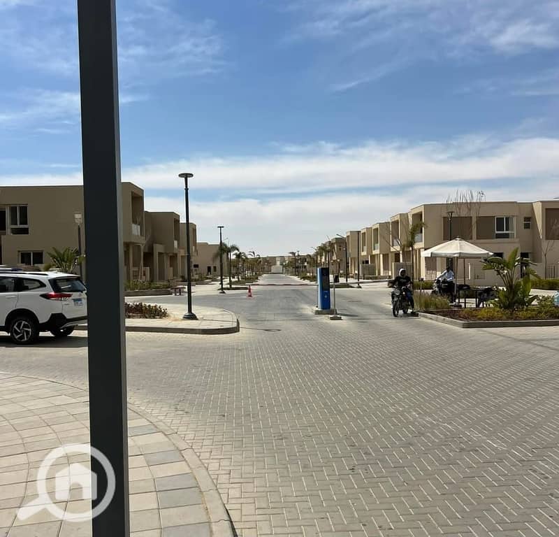 6 WhatsApp Image 2025-03-29 at 2.44. 01 PM. jpeg