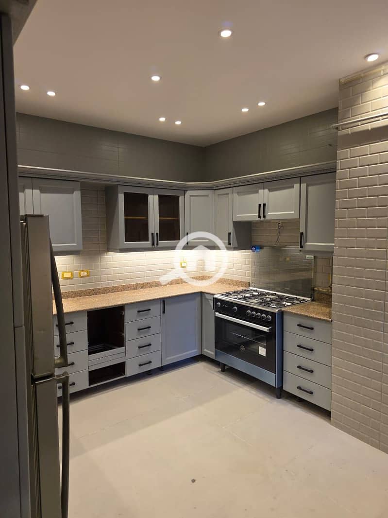 6 f51cd804-a06f-4d2b-9e04-4f51d2391415. jpeg