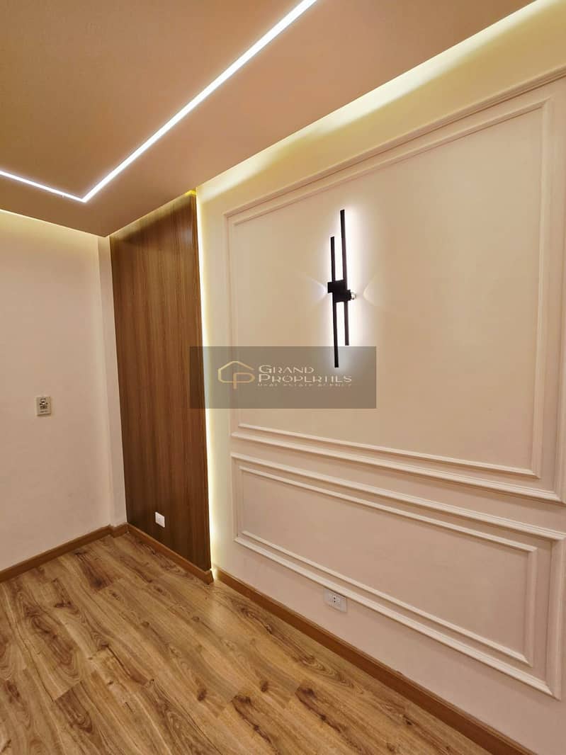 4 10a40891-a807-4e1f-b52d-663ad343e07a. jpg