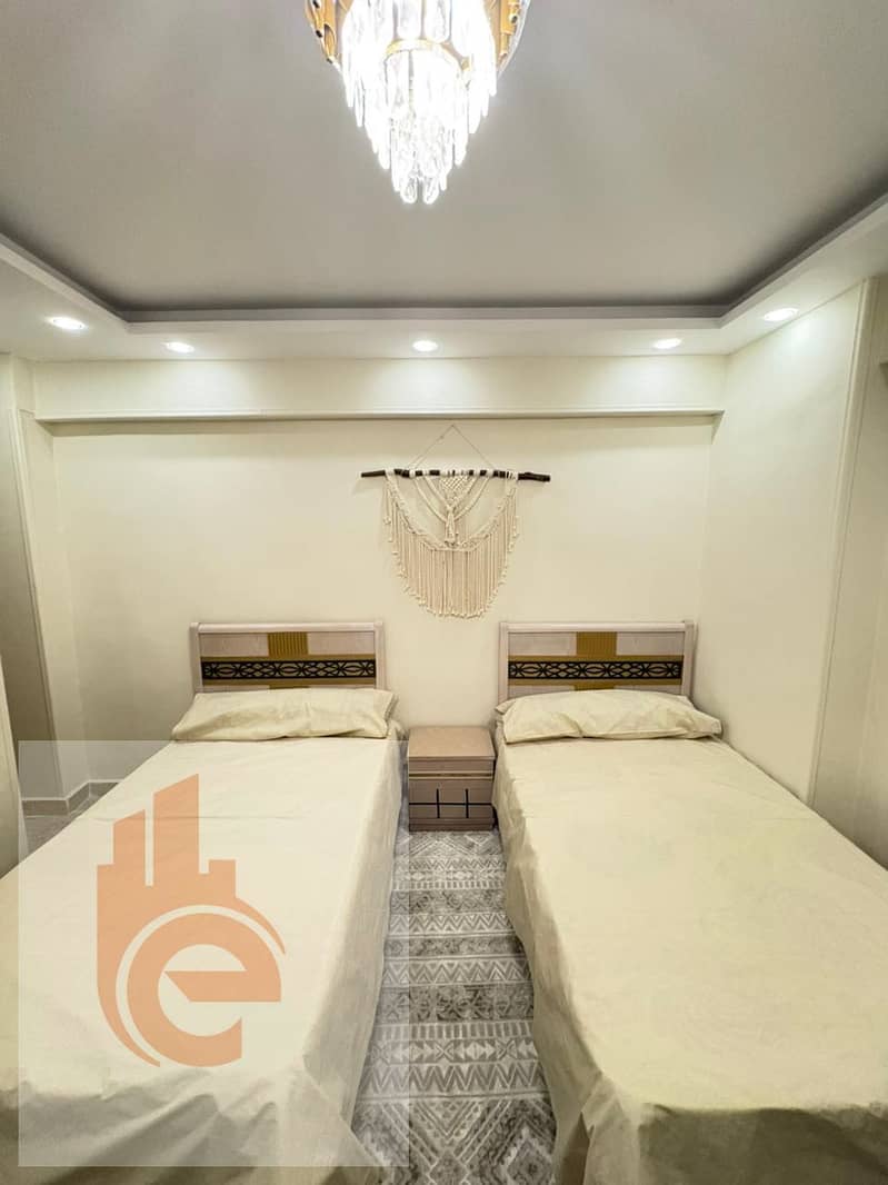 2 e42b1156-d826-4ee1-9ce2-ceb790e46b4f. jpg