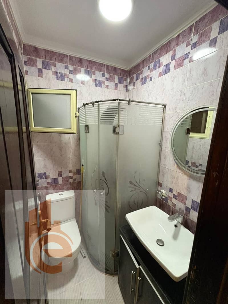 11 338a6e0c-b4be-4f28-8cca-6e54970e0b51. jpg