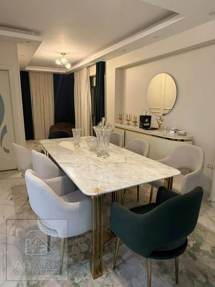 2 4c8464ca-b5af-4b39-8431-1fa32c36afc1. jpg