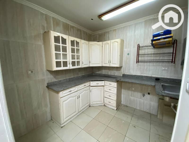 9 WhatsApp Image 2025-12-06 at 16.10. 22_cce76e36. jpg