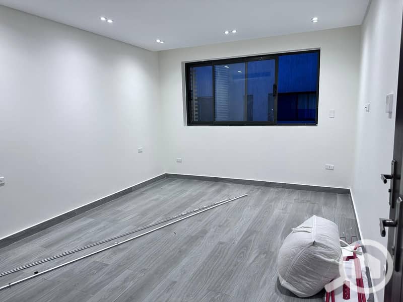 4 WhatsApp Image 2025-12-04 at 1.38. 49 AM (1). jpeg