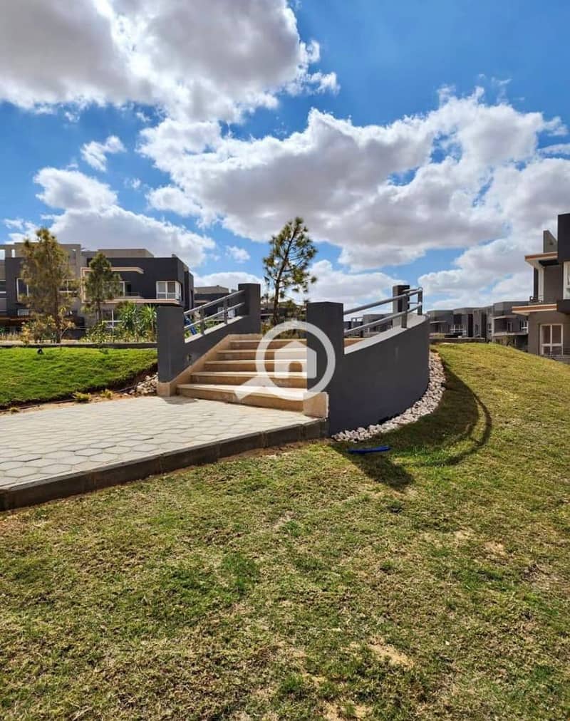 7 WhatsApp Image 2025-12-06 at 4.34. 54 PM (3). jpeg