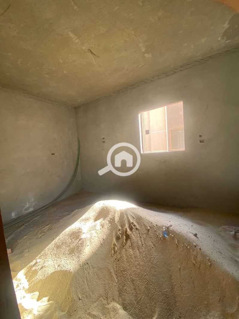 5 WhatsApp Image 2025-10-12 at 2.42. 13 PM (3). jpeg