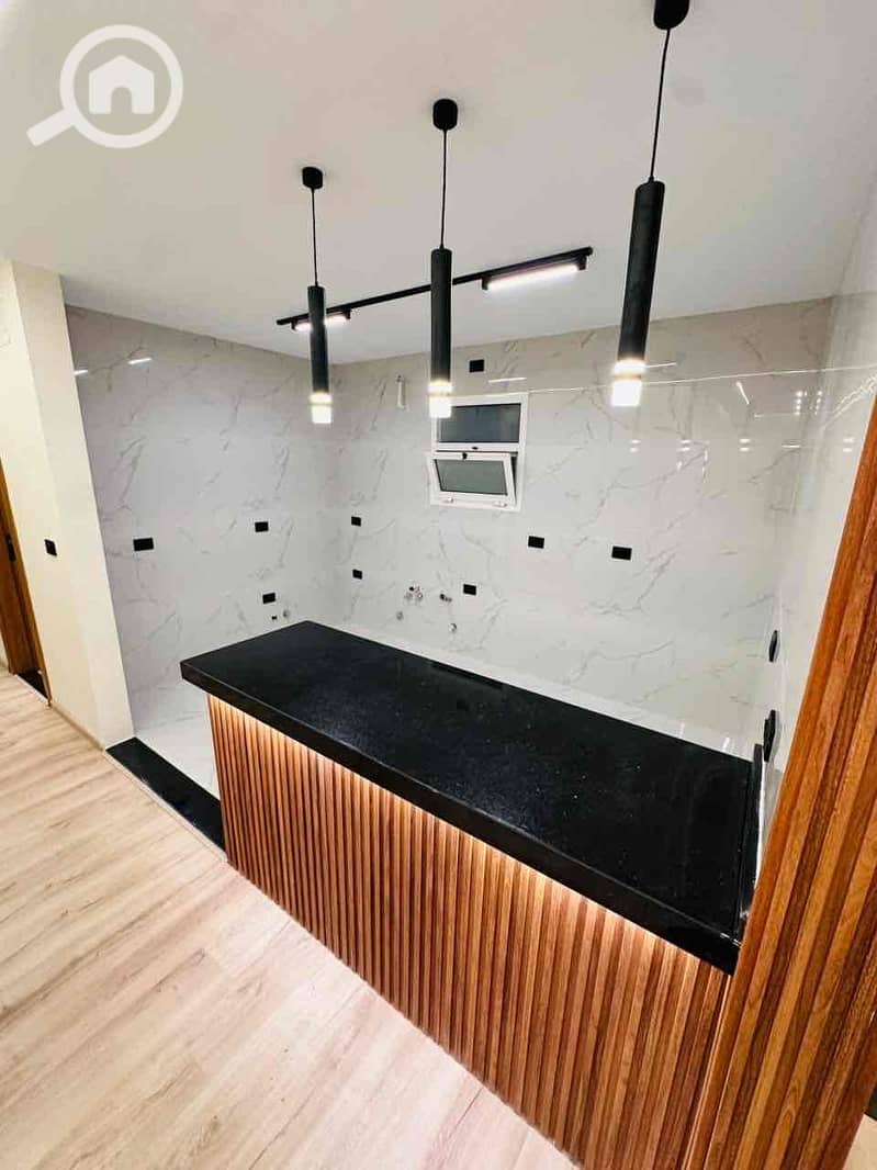 6 2657e895-433d-4418-bbb6-adb4b4940f7f. jpg