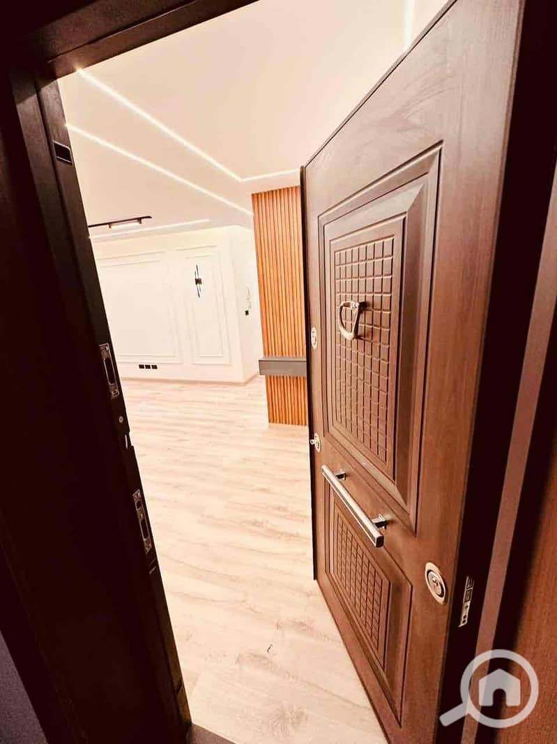 8 6b55a498-72af-4ddc-bd9f-47e499dba622. jpg