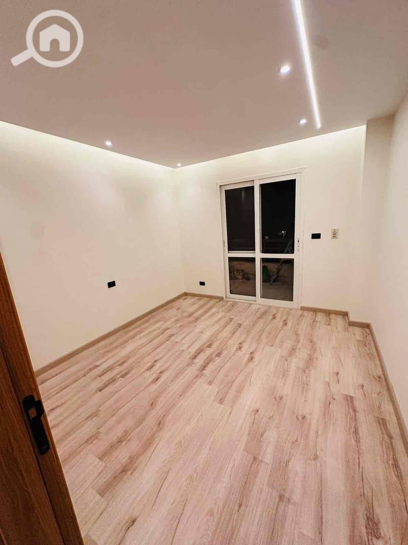 11 e0a2f1b1-9580-4783-9964-91c104fa90aa. jpg