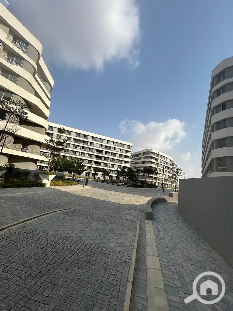 3 WhatsApp Image 2025-12-01 at 15.48. 50_3a0b0349. jpg