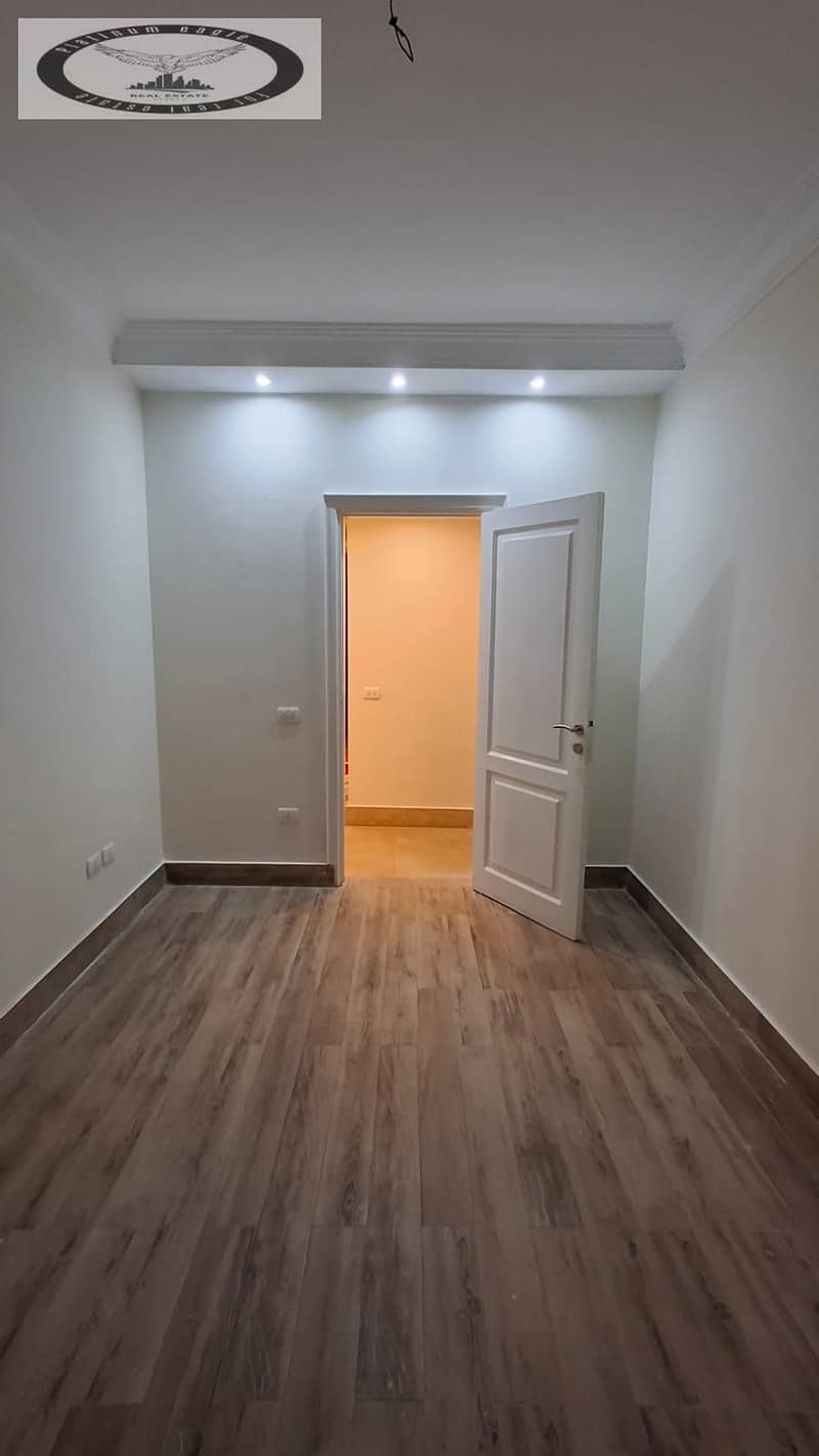 12 a71ea26f-a433-4c4a-a000-8ef7c9f19efe. jpg