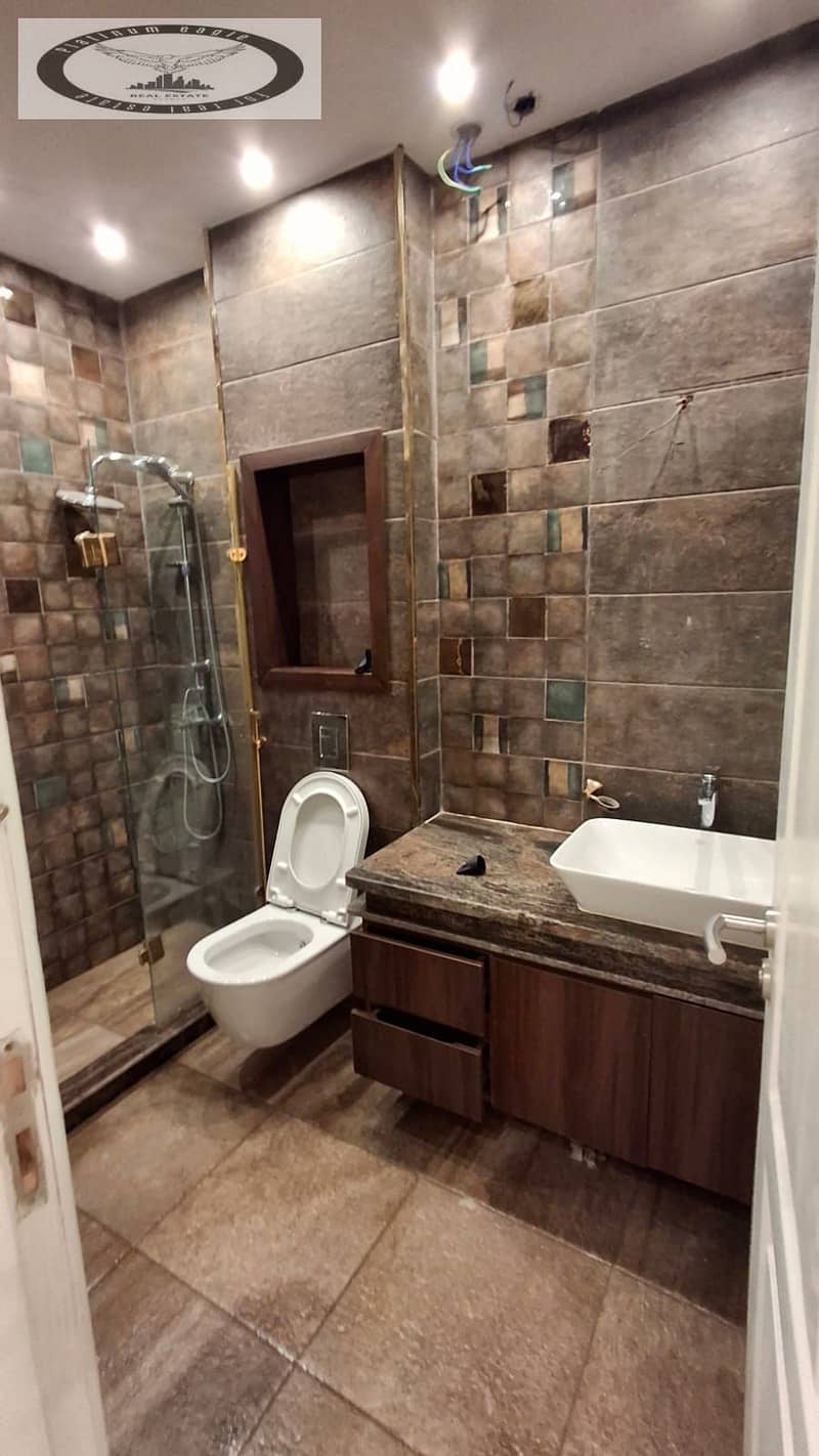 14 7667c2b1-ab29-40fb-9735-b4909a37e13d. jpg