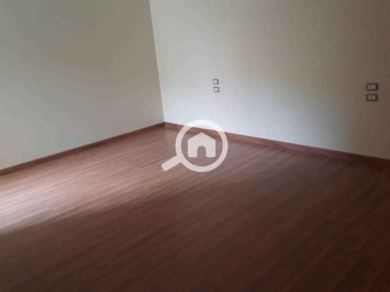 4 WhatsApp Image 2025-12-05 at 6.19. 34 PM. jpeg