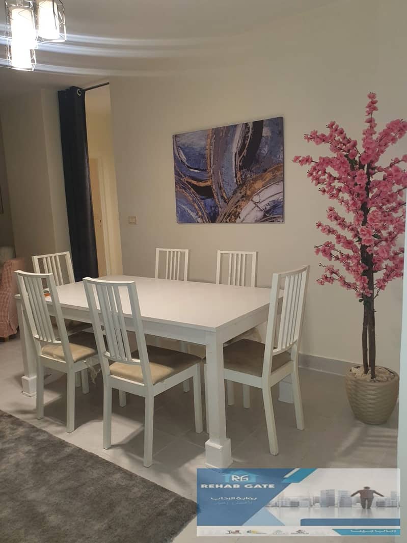 4 06c0550c-dbc8-40ad-8c31-b32278d7868a. jpg