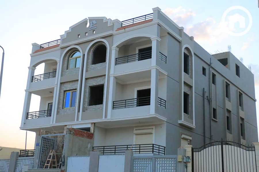 11 1ba0bdb3-0fba-4b41-92eb-3970f19e9fc8. jpg