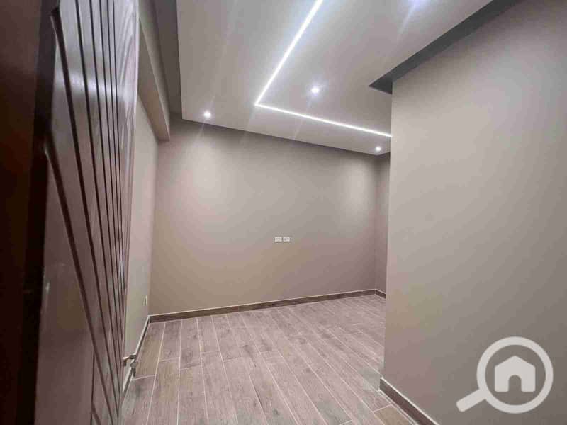 10 IMG-20251118-WA0781. jpg