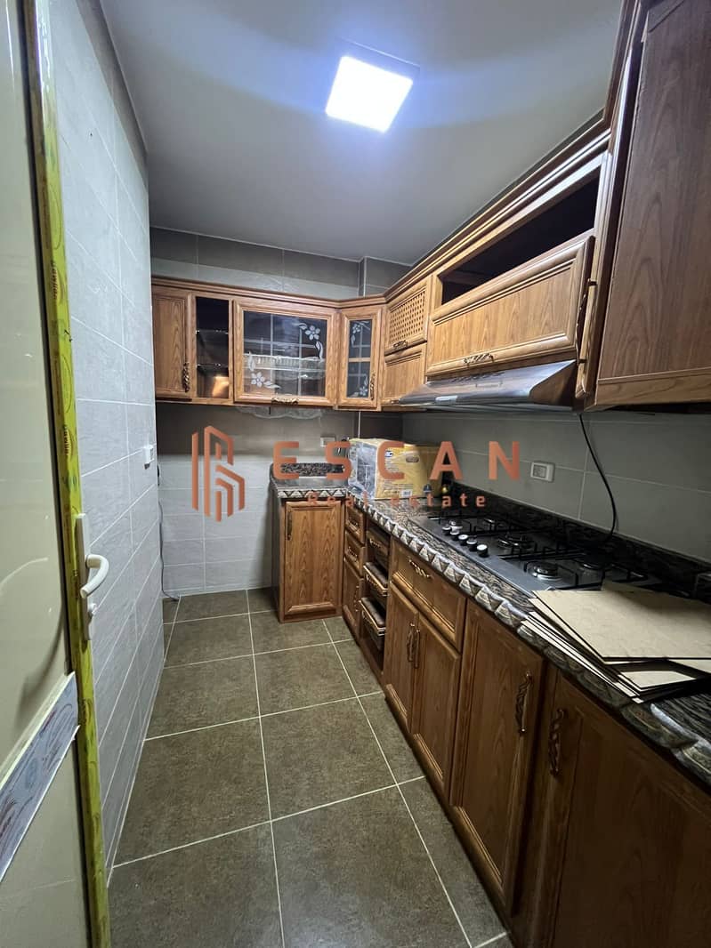 4 41e2eccb-7fe8-4124-84d8-ef1670bd8d21. jpeg