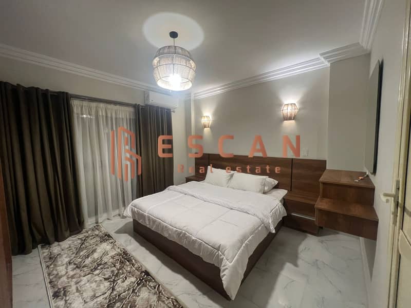 10 fd53f6fc-74b7-470a-b1d7-1ef885207ee4. jpeg