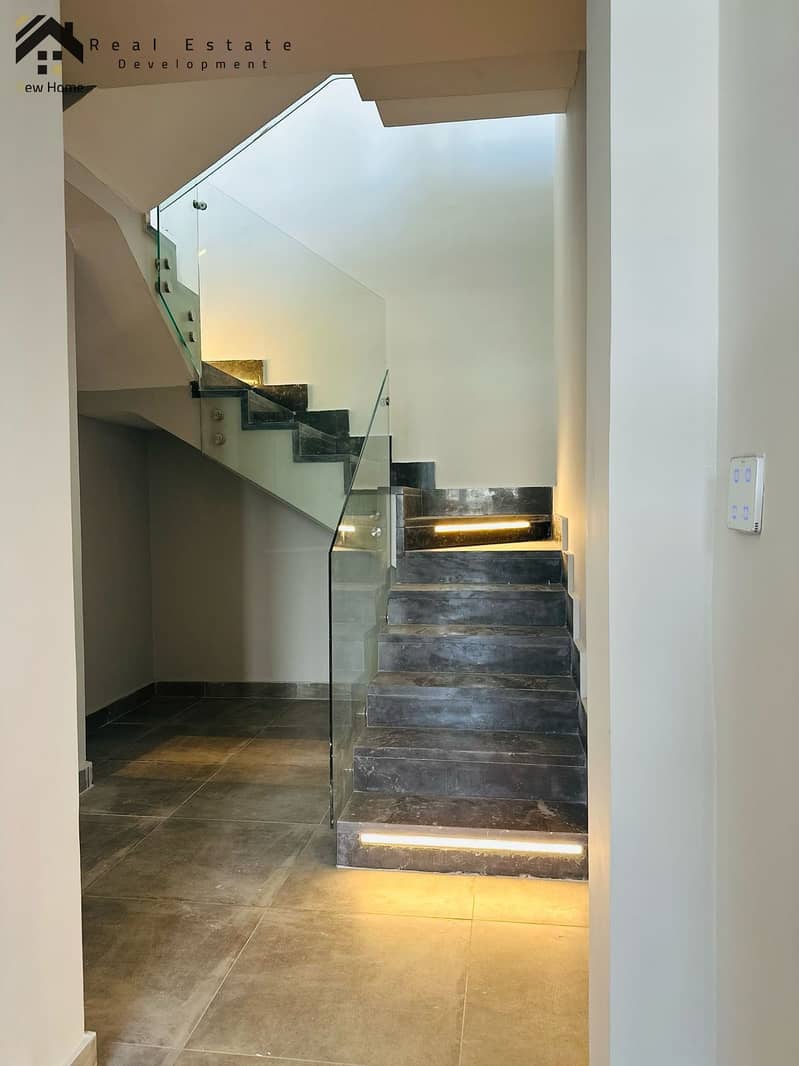 6 WhatsApp Image 2025-11-30 at 12.42. 40_24e76985. jpg