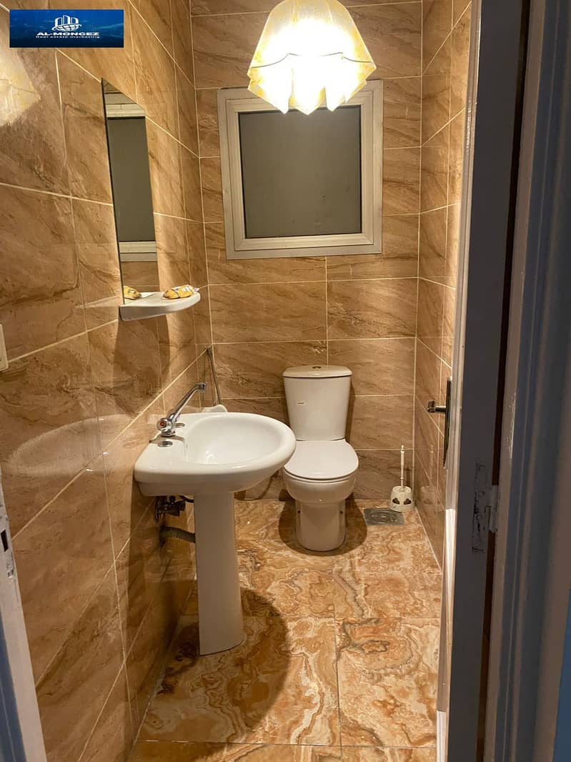 15 6be4f57b-0097-40f7-8f21-17c2baf3f321. jpeg