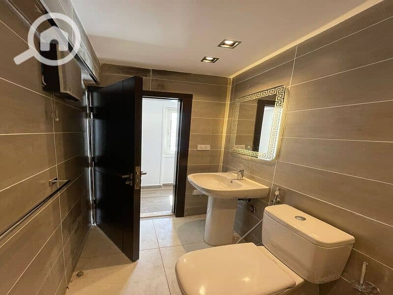 11 WhatsApp Image 2025-10-29 at 3.19. 56 PM (2). jpeg