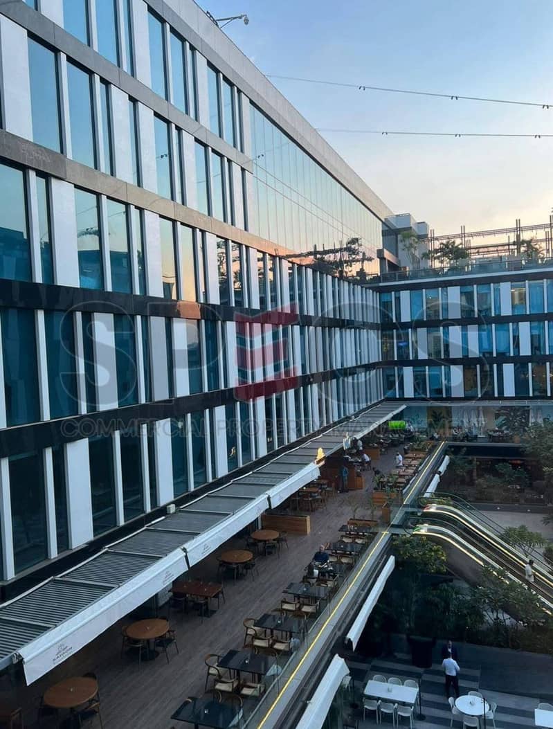 7 61537a5f-a98a-417a-91ad-a7b32f36fdff. jpg