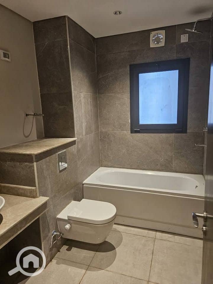 6 518475868_122131350764839132_2797544025315615062_n. jpg