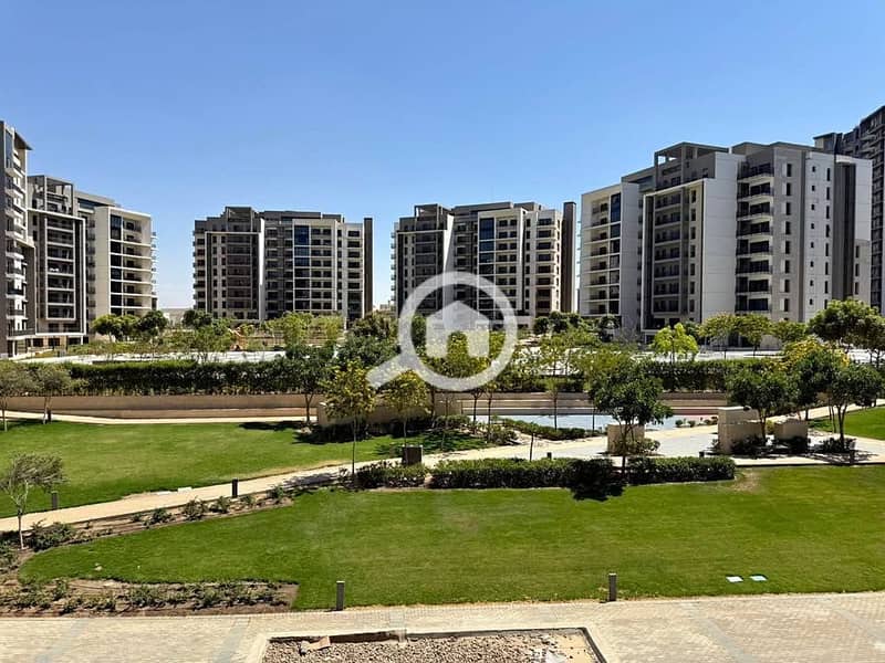 8 557215381_25202430172716111_4001696488153091589_n. jpg