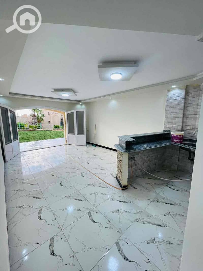 3 d5e92775-c340-444e-9af7-dd3bc54e810f. jpg