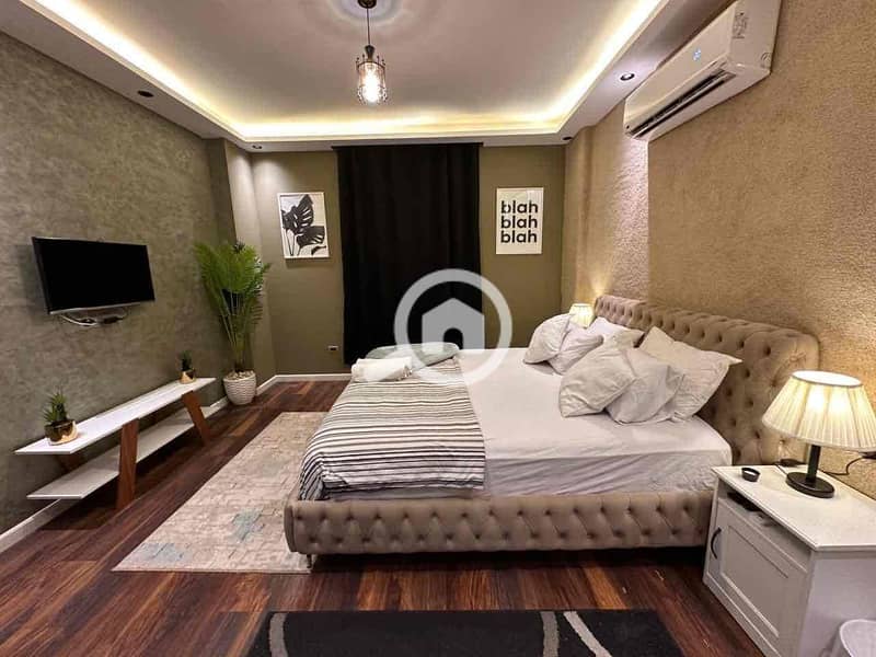 15 dff84faa-9bf0-4ecd-abcd-f56ea11c0d40. jpg