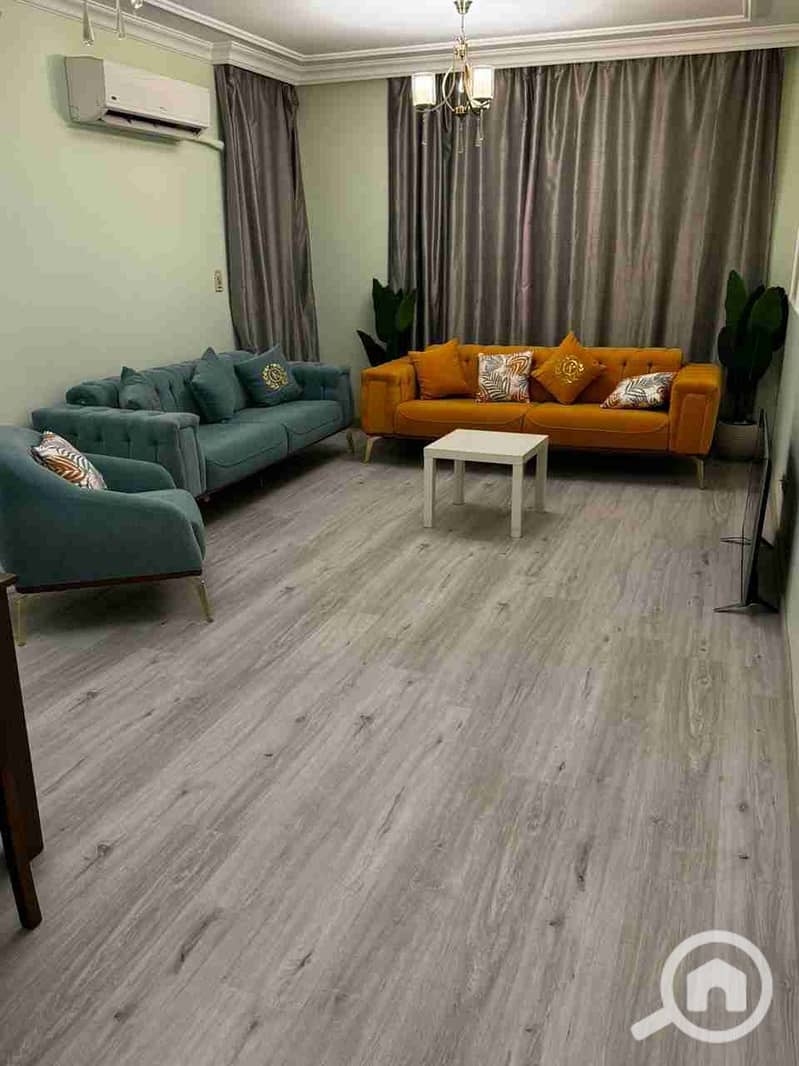 1000483834. jpg 1000483834. jpg