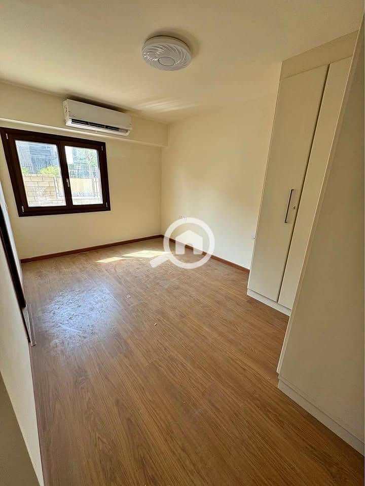 2 571372553_2368016103668386_6034644575467344069_n. jpg