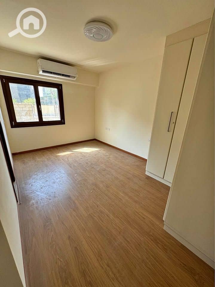 4 571372553_2368016103668386_6034644575467344069_n. jpg