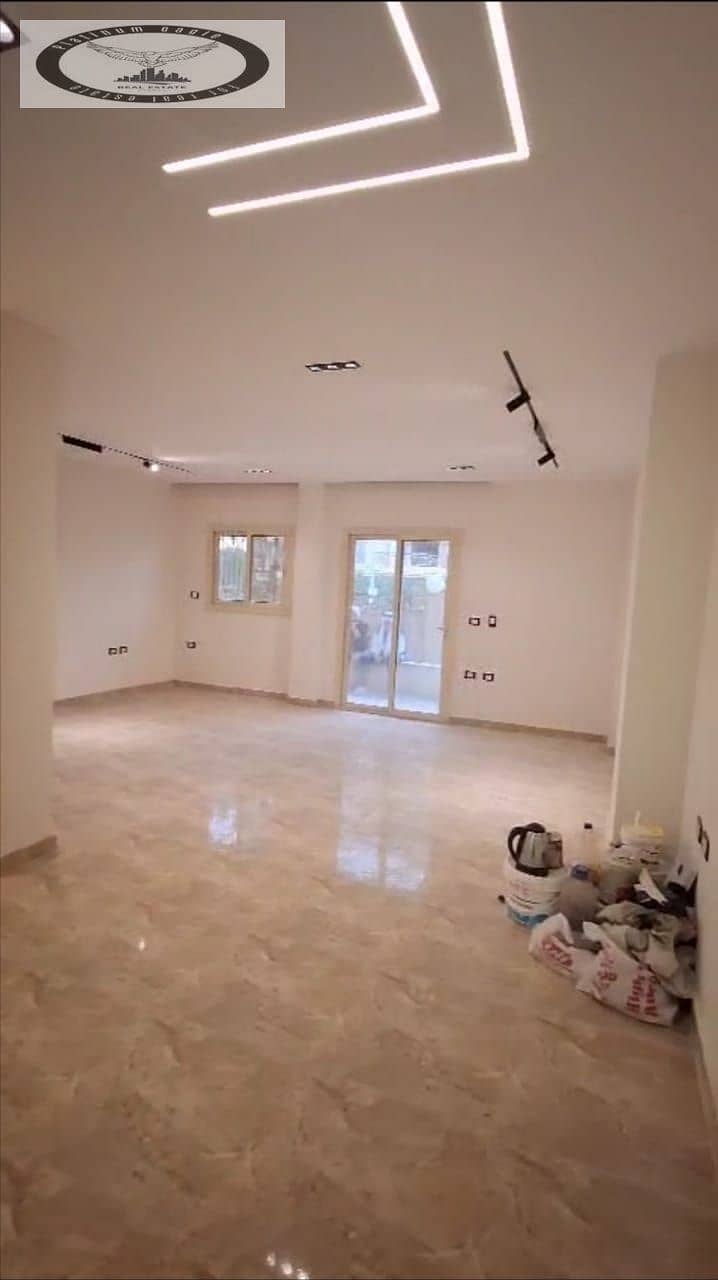 2 038c8bb2-4665-4e16-afdb-f18416381f47. jpg