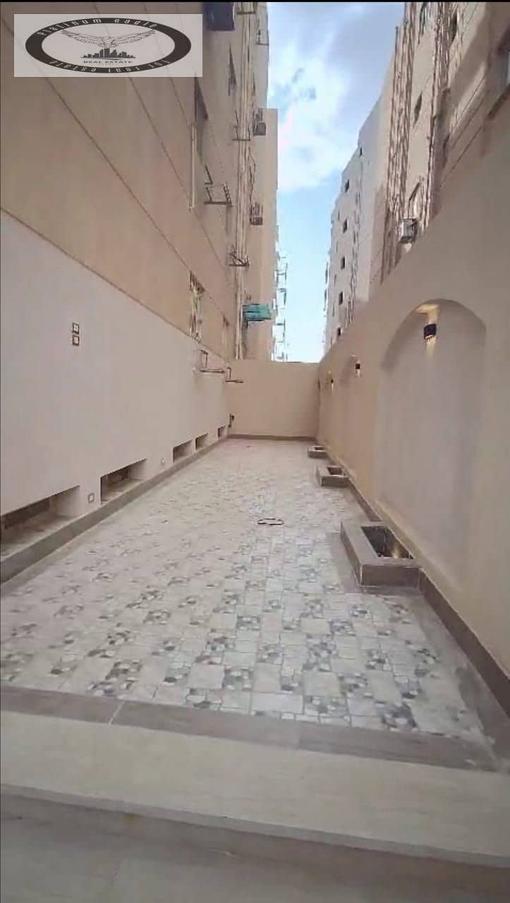 7 8ed4bcc5-95d8-440d-8bc7-873aa7d91db0. jpg