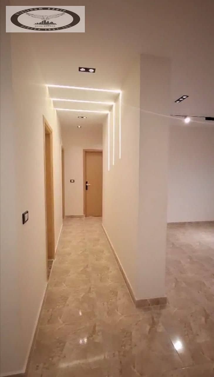 8 c8c74791-071b-4476-bf1a-d134ffd5f8aa. jpg