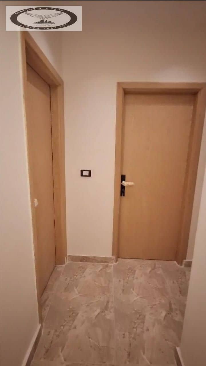 9 c246a8af-dd72-4238-af31-9d03acda65e7. jpg