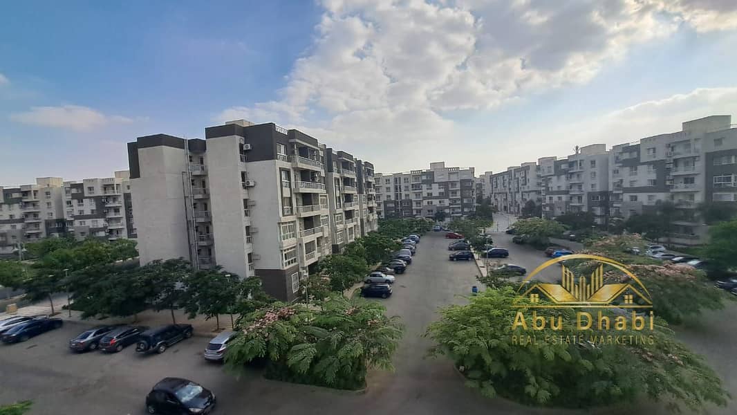 2 4a570f7c-48df-41d4-9fb1-cfde799ed73d. jpg