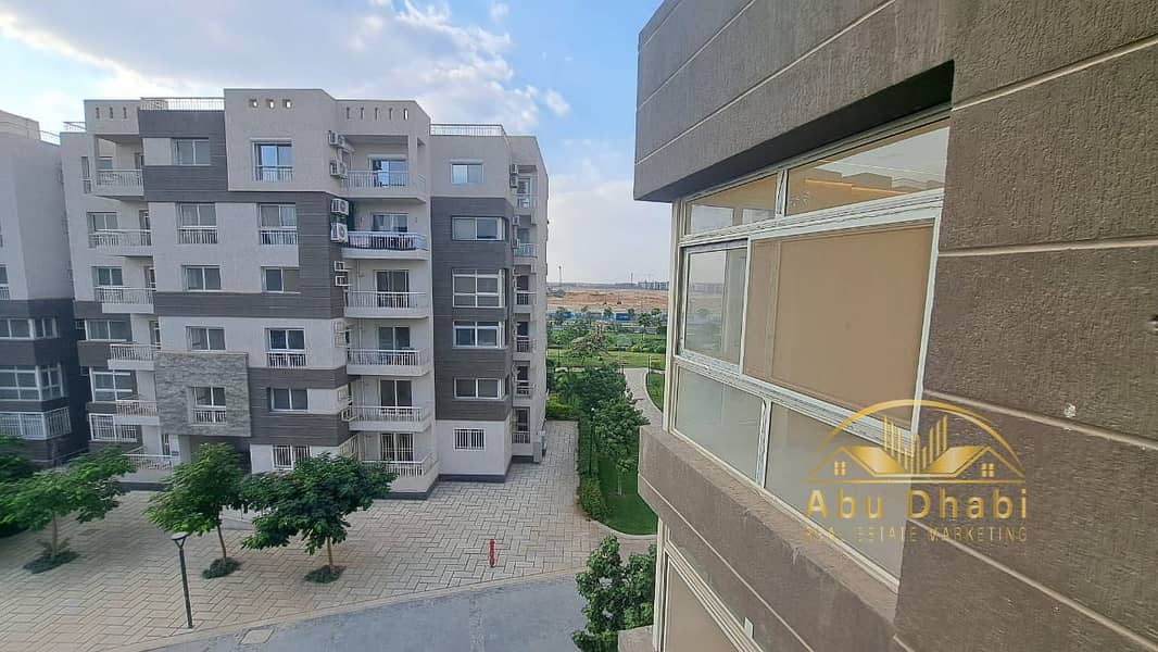 6 8f201001-2416-40f6-ab19-418991ef2df5. jpg