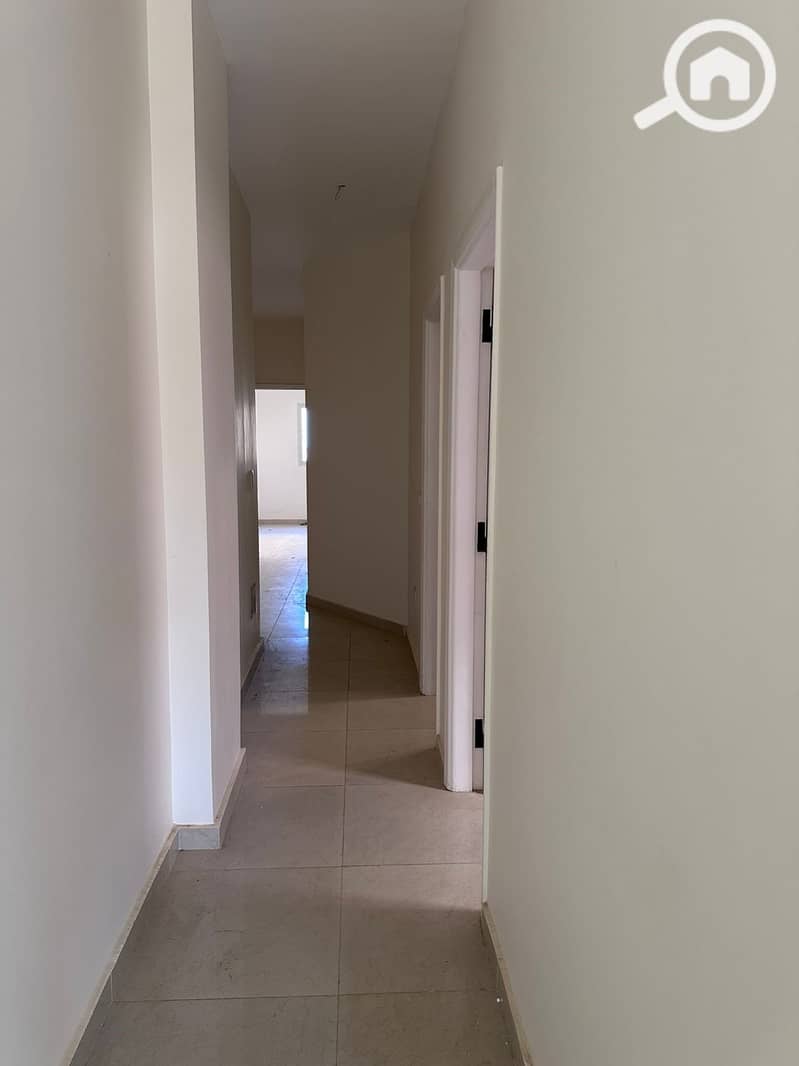 10 WhatsApp Image 2025-12-06 at 6.18. 38 PM. jpg