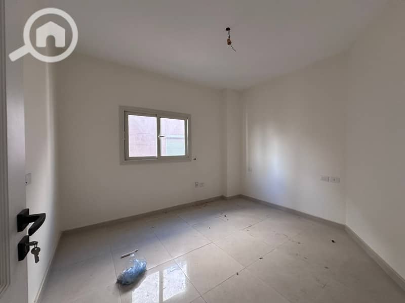 11 WhatsApp Image 2025-12-06 at 6.18. 39 PM (1). jpg