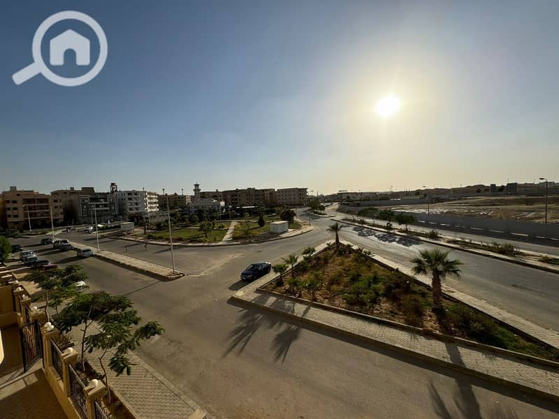 4 14a9413b-c9aa-4d79-93c8-27d2d4051b7c. jpg