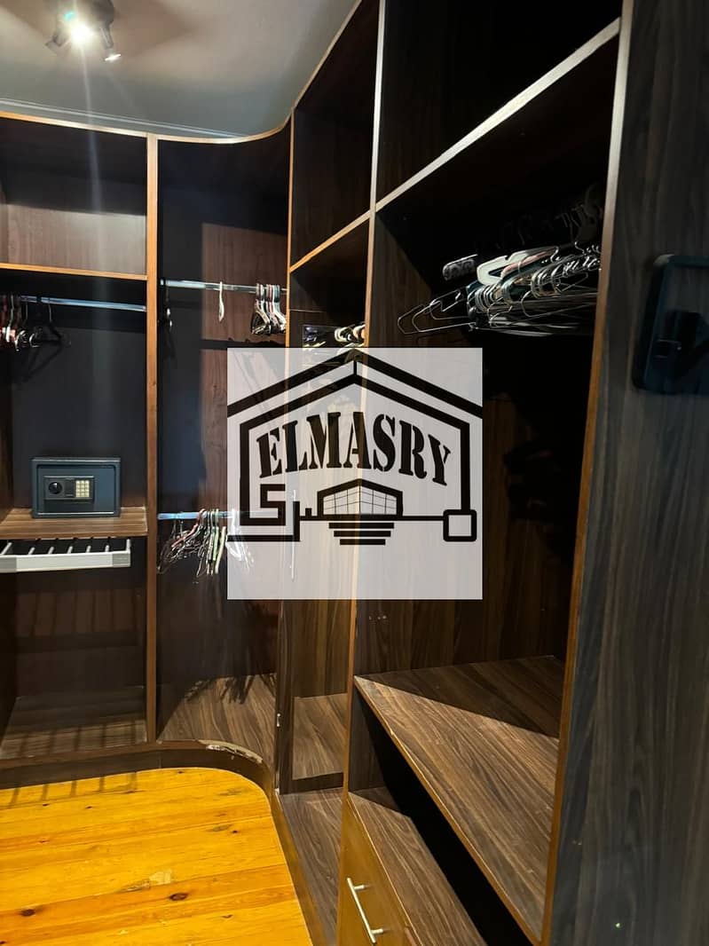 2 1d9bbf3b-7e23-43de-a2f3-67e28b6821e9. jpg